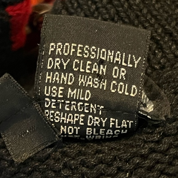 Vintage Berek Cardigan New York NYC Theme Medium Kitsch Novelty - small flaws - Picture 14 of 14